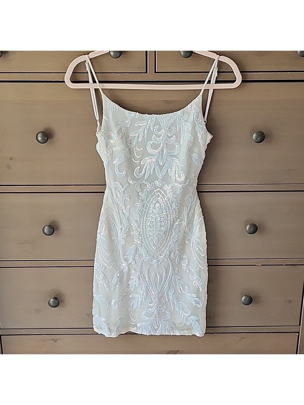 MIDNIGHT DOLL IRIDESCENT SEQUENCE SPARKLE MINI LENGTH WHITE DRESS SIZE XS